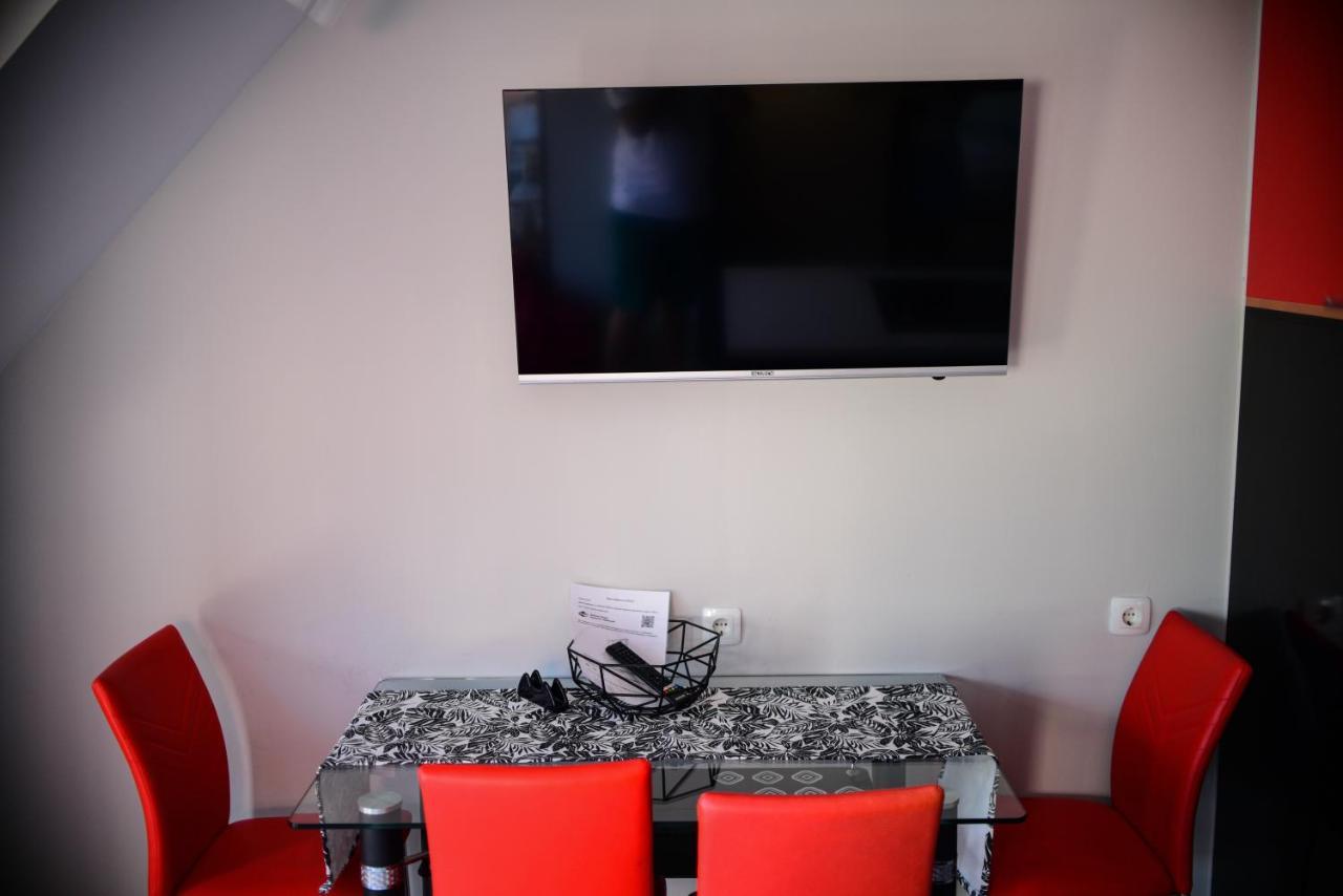 Medius Park Apartment ساندانسكي المظهر الخارجي الصورة