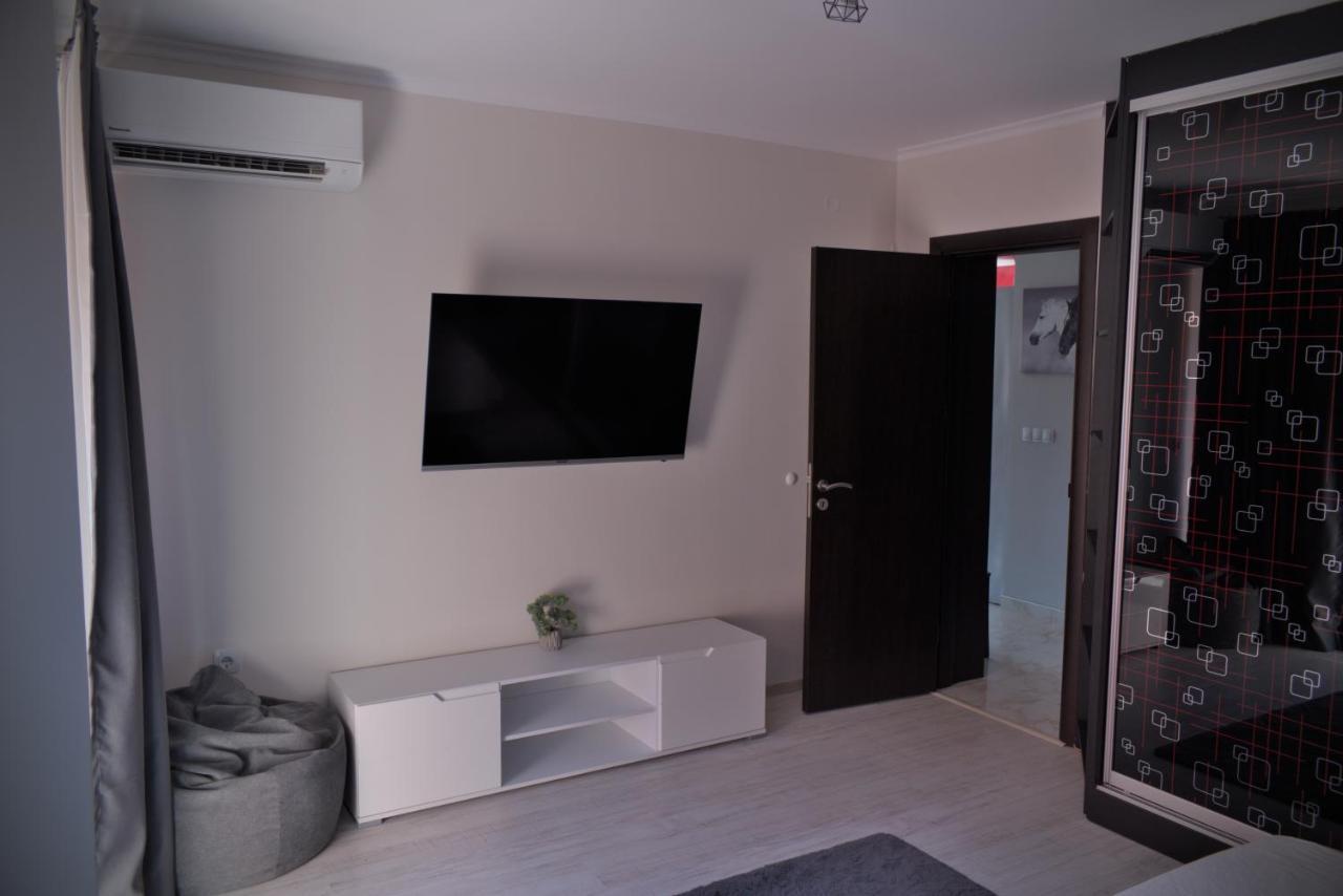 Medius Park Apartment ساندانسكي المظهر الخارجي الصورة